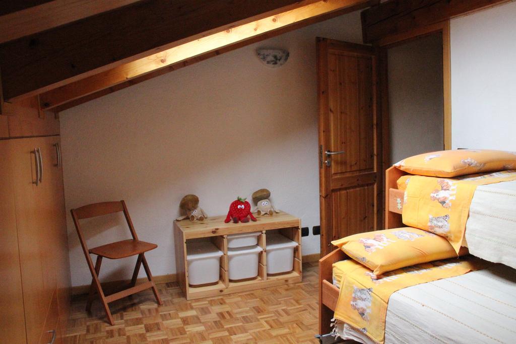 Apartament Mon Grenier Aosta Zewnętrze zdjęcie