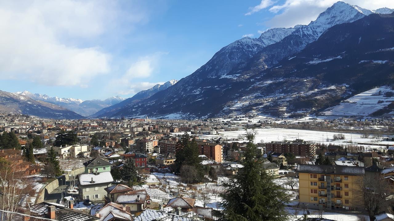 Apartament Mon Grenier Aosta Zewnętrze zdjęcie